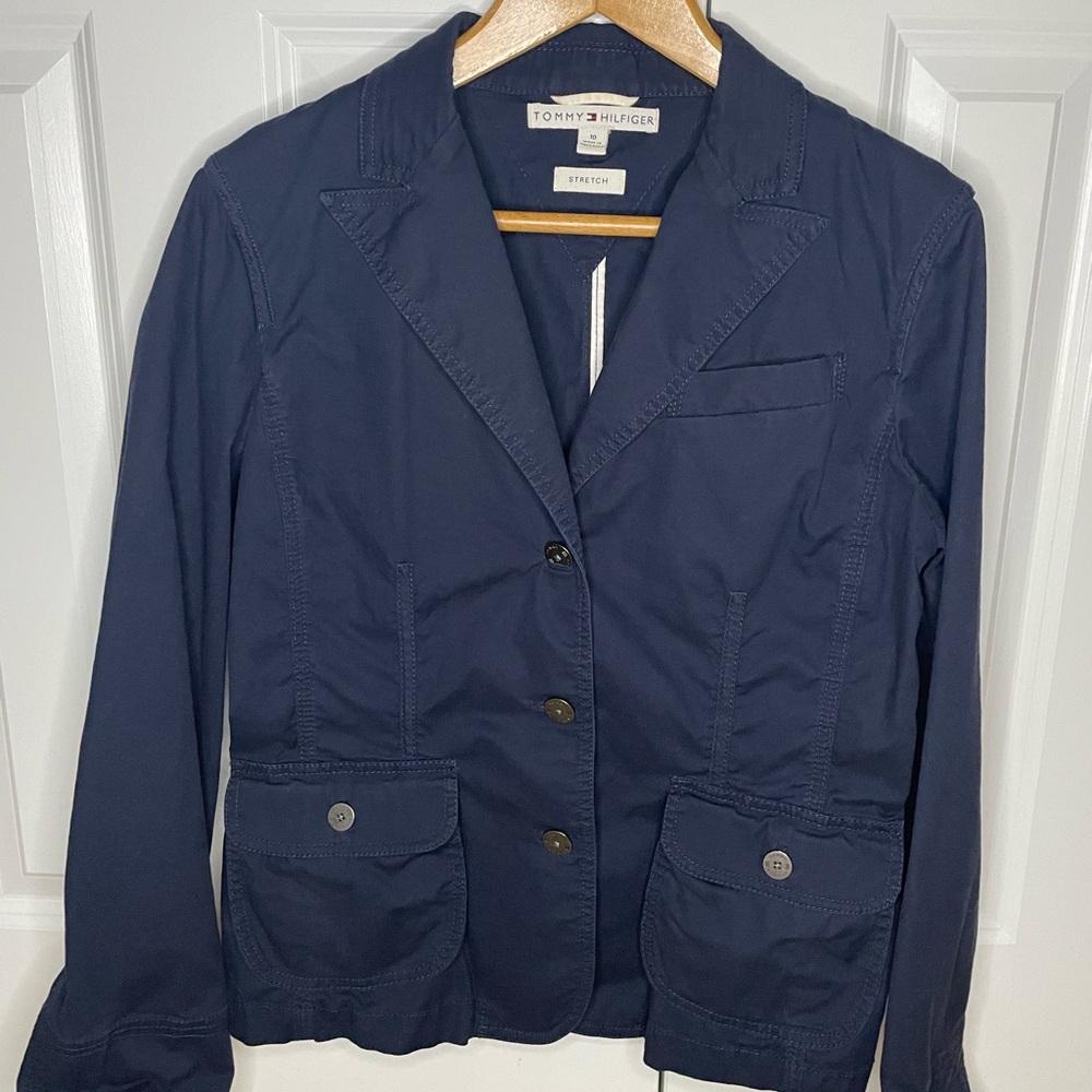 Navy Tommy Hilfiger Women’s 3 button, casual blazer- size 10 stretch